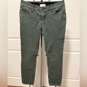 Light Green Size 6 Stretchy Liz Claiborne Ladies Pants